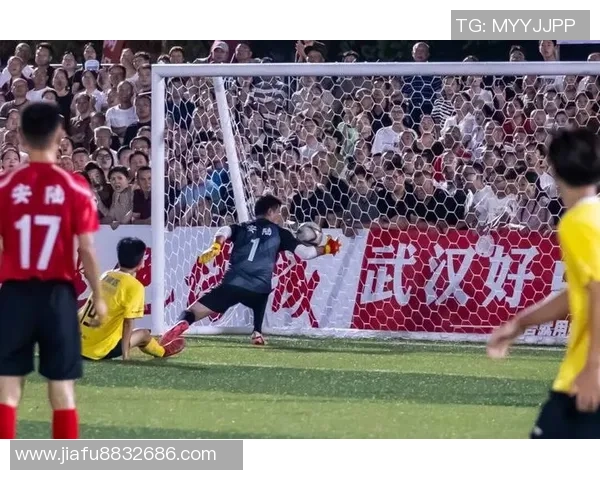 2024足球明星邀请赛激情开启球迷盛宴尽在绿茵场上 2024足球明星邀请赛激情开启球迷盛宴尽在绿茵场上