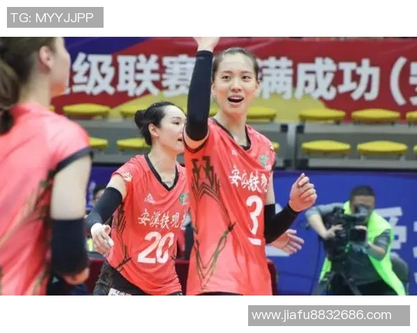 重庆排球队比赛经验分析与提升策略探讨