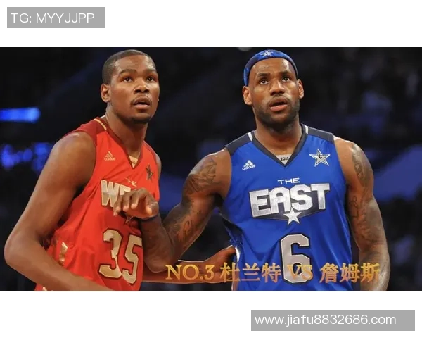 足球明星走进野球场展现多才多艺的运动魅力与激情对决